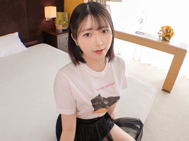 【素人】恋人がとにかく束縛するタイプみたい！そりゃこんなにデカいオッパイしてたら多少はね！今日は浮気して興奮してね！