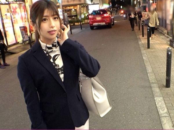 【OLの性欲解放】アラサーお姉さんのムチムチ美尻が誘惑！ 溜まった性欲を若いチンポで発散する濃厚セックス♡
