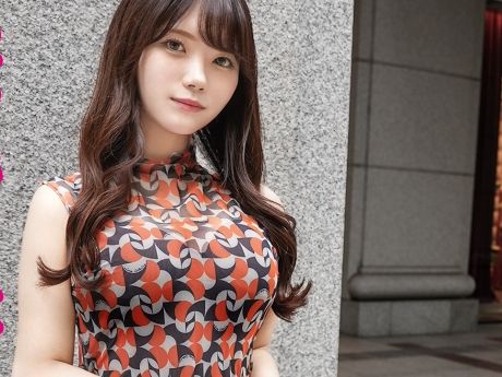 【若妻の危険な遊び】『旦那じゃ物足りないの…』欲求不満な美巨乳妻が禁断の不倫セックスにハマる！他人のチ○ポで激しく突かれ、背徳感に濡れる人妻の淫らな喘ぎ声がエロすぎる♥