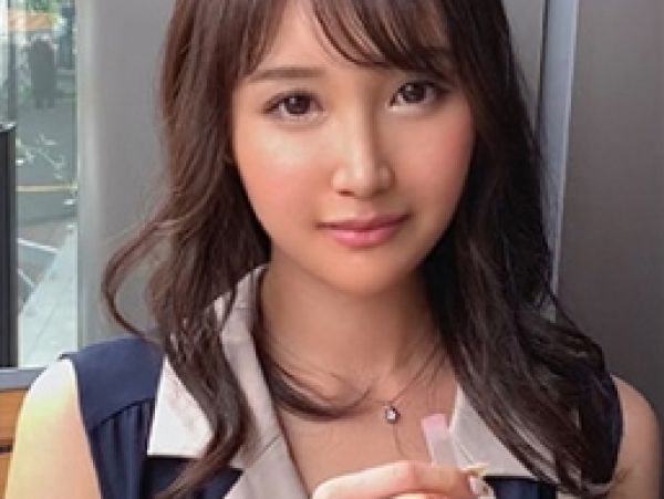 【スレンダー美人の淫らな夜】清楚系お姉さんがエロキスで発情！華奢な体を激しく突かれ、桃尻を震わせながら絶頂♡ 素人とは思えないエロさに驚愕！