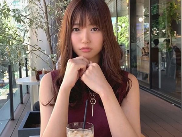 【清楚系OLの裏の顔】『ダメ…気持ち良すぎる…』ふわふわ美人OLが唾液まみれじゅぽフェラでご奉仕！電マオナニーで発情し、ハメ撮りSEXを懇願！清楚な見た目とのギャップに興奮必至！！