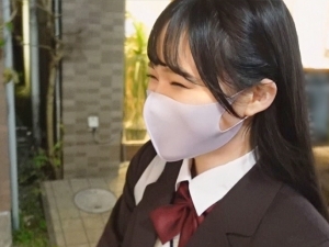 【制服の裏側】清純派女子の裏の顔！彼氏持ちなのに他人棒で乱れまくるドスケベ女子！エッチなおまんこを激しく突かれ、制服姿で感じまくる姿がたまらない！！
