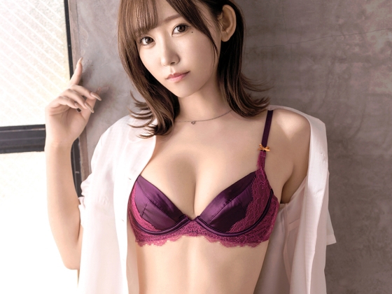 【美尻女神の誘惑】プリッと上向きの神尻が眩しい！密着セックスで肉棒を熱烈歓迎♡ 敏感な膣奥を激しく突かれ、喘ぎ声が止まらない！