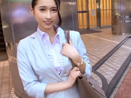 【美脚OLナンパ】街行く美ボディOLをゲット！ピンヒールから伸びる美脚とスレンダーボディがエロすぎる！！仕事帰りのお姉さんがチ○ポに夢中になるまで激ピストン！！