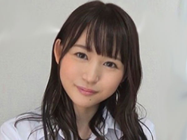 【童顔素人お姉さん】『え【童顔素人コスプレ】『えっ、顔にかけちゃうの？』無垢な顔したお姉さんがJKコスで生ハメされ、最後は可愛い顔にザーメンぶっかけられちゃう！っ、そんなにかけないで…』無垢な顔したお姉さんがJKコスで生ハメ体験！可愛い顔にザーメンぶっかけられ、恥じらう姿がたまらない♡