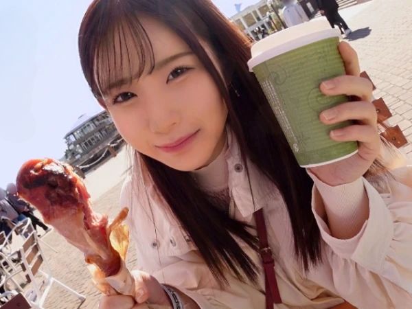 【ラブラブJDカップル】『もっと…して♥』甘えん坊な彼女が彼氏チンポを激しく責める！絶倫なマンコで彼氏をメロメロにしちゃう！制服姿から大胆な姿に変身し、ラブラブなハメ撮りSEXでイチャイチャしまくり！♡