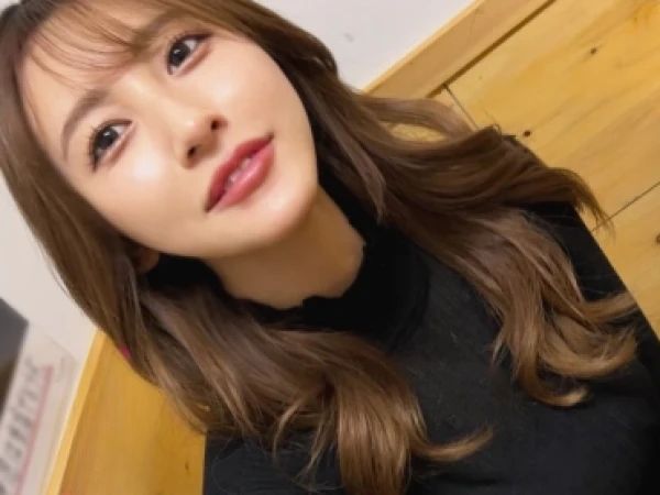 【人妻の危険な再会】「久しぶりすぎて興奮しちゃう♡」学生時代の同級生と不倫セックス！エロ下着でヤル気満々のご無沙汰美熟女が、昔の思い出に浸りながら激しく求め合う背徳の情事！