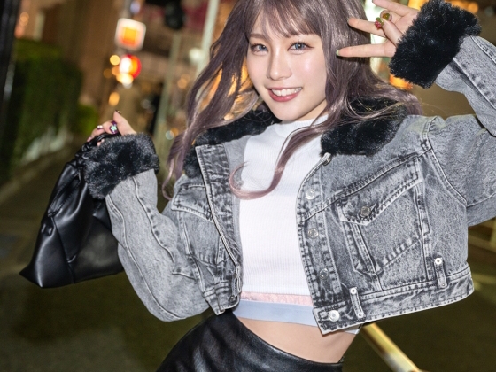 【神ギャル変身！】マジでヤバい腰使い！ギャル姿の美少女がエロすぎる騎乗位でチンコを激しく責めまくる！バチクソなセックスで男をメロメロにしちゃう！♡