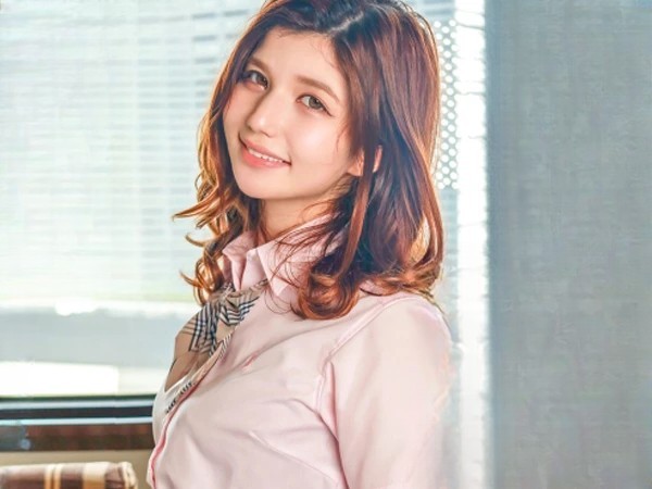 【ハーフ美少女の淫らな調教】『やだっ…♡』エキゾチックな美人がおじさんチンコにメロメロ！甲高い喘ぎ声で感じまくり、ぐちゅぐちゅマ○コがエロすぎる！国際色豊かな美女がおじさんに堕ちる瞬間！