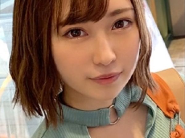 【18歳スレンダー美少女の初々しいハメ撮り】『恥ずかしい…でも気持ちいい…』洋菓子店で働く貧乳美少女がご無沙汰の敏感まんこで恥じらいながらエッチな撮影に挑戦！