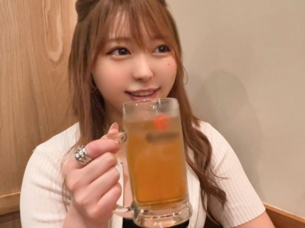 【素人】中学校卒業以来に再会したインフルエンサーとハメ撮りSEX！電マクリ当てピストンで悶絶アクメ！記事