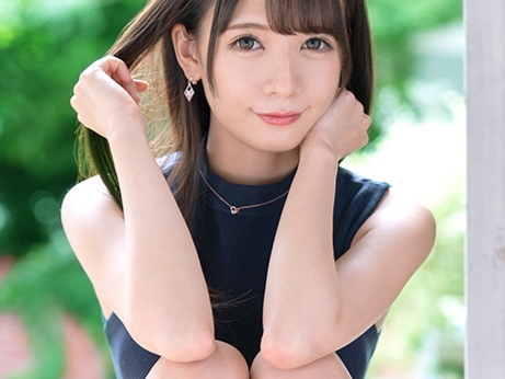 【無邪気な美少女と生挿入】『気持ちいい…もっと奥まで…』キュートな笑顔のウブっ娘がエッチな表情で生チ●ポを懇願！ピンクのおま●こにたっぷりザーメン注入！♡