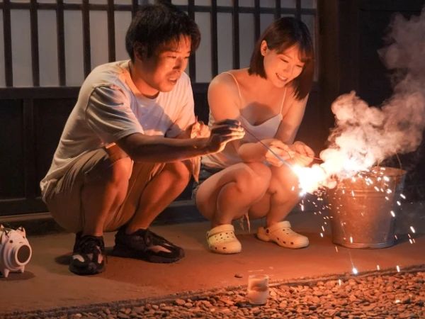 【女子大生の危険なアルバイト】『誰にも言わないで…』清楚系JDが裏バイトでエッチな体験！彼氏には見せない淫乱モード全開で、感じまくり！！