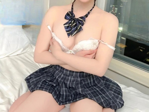 【素人娘の危険なオナニー】『もっと…奥まで…』バイブで濡れ濡れになったガチエロまんこがおねだり！生ハメガン突きで激しく突かれ、無責任に膣内射精されちゃう♥ 感じまくりの素人娘がエロすぎる！