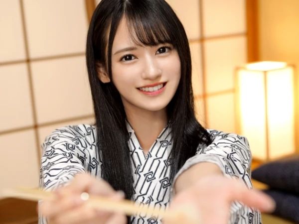 【ちっぱい彼女とイチャラブ温泉旅行】旅館で彼女とヤリまくり主観映像！フェラでご奉仕、騎乗位で腰振りまくる美少女とのラブラブセックス♡
